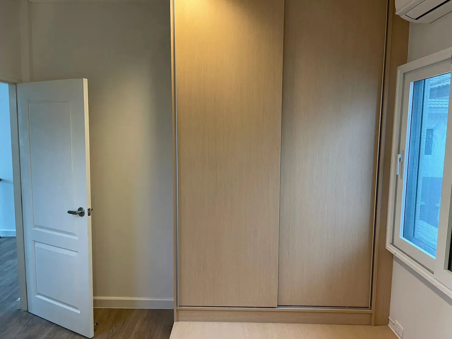 วรารมย์