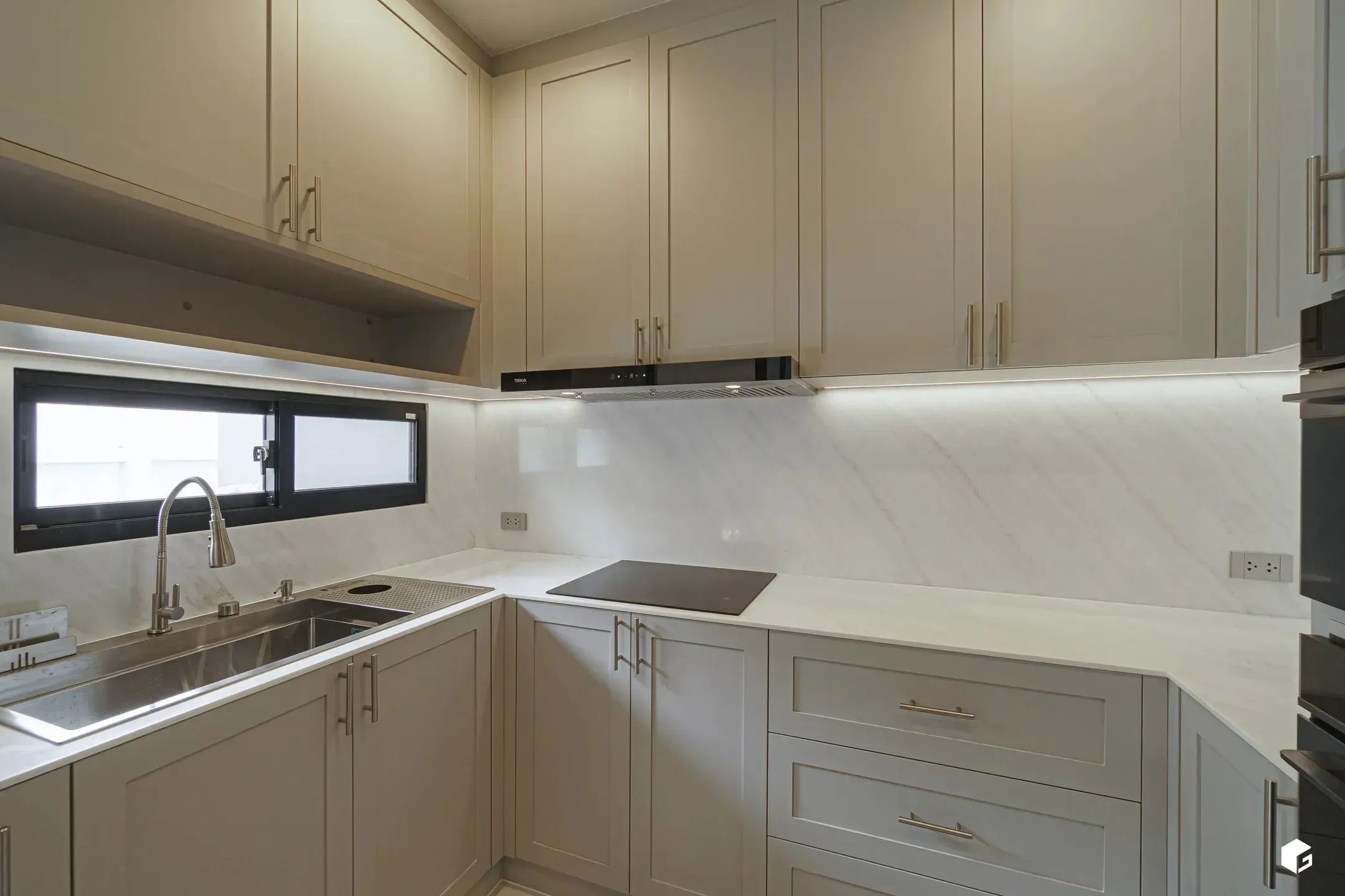 Supalai Elegance Phahol 50