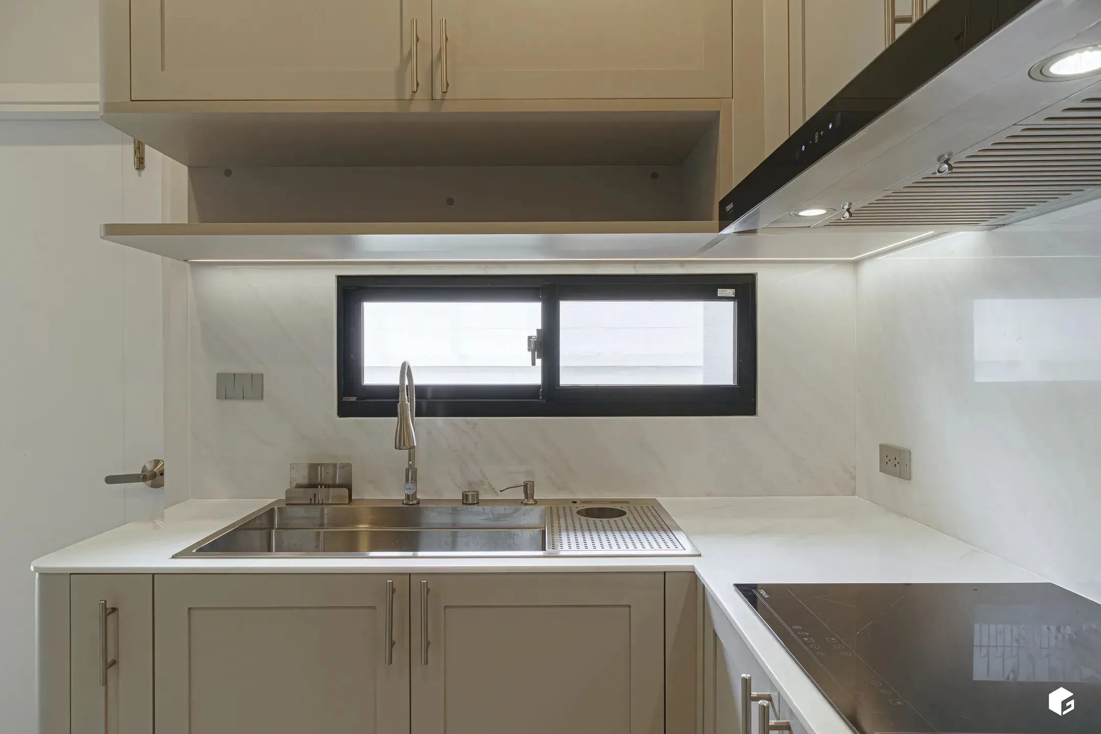 Supalai Elegance Phahol 50