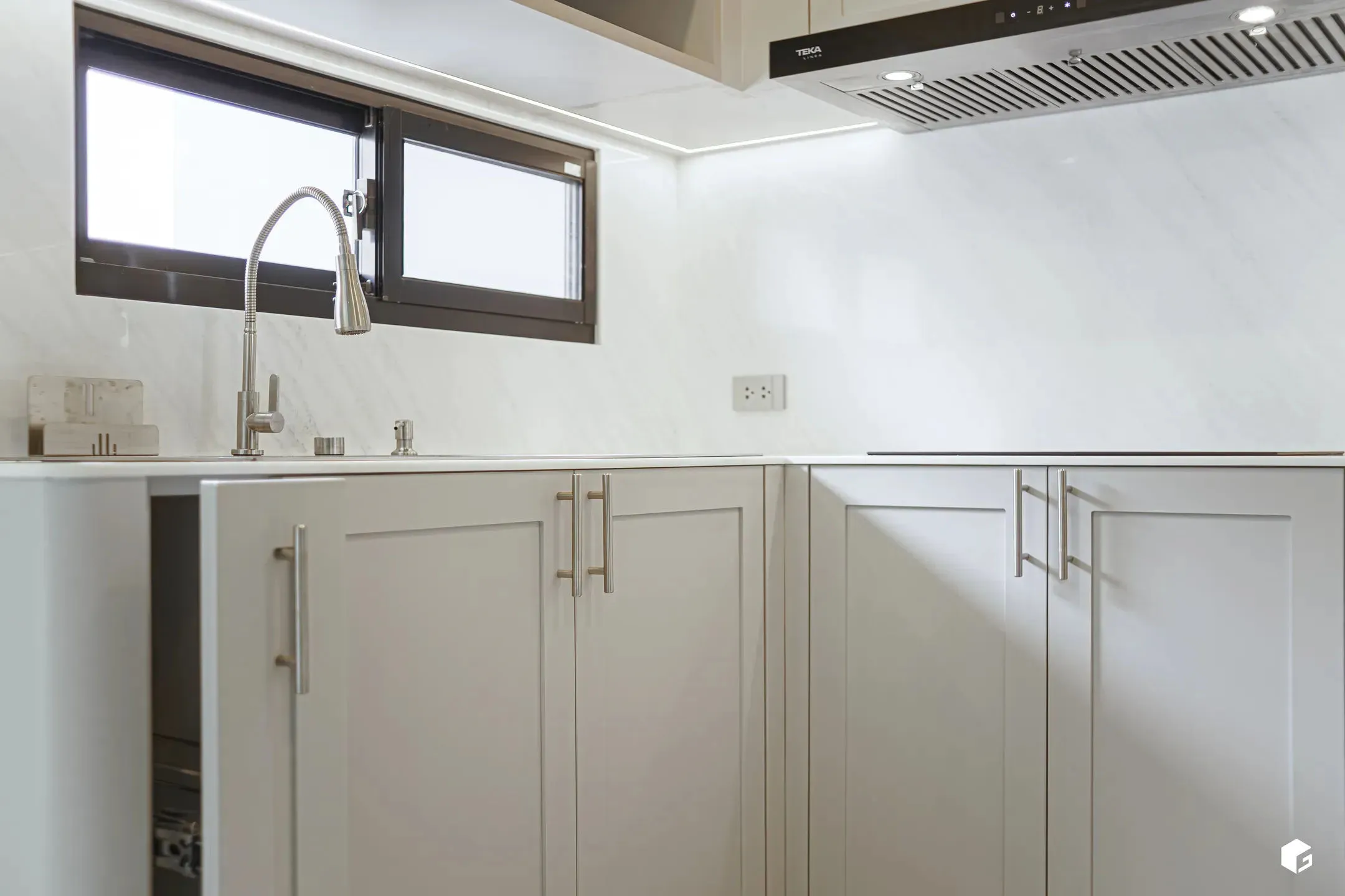 Supalai Elegance Phahol 50