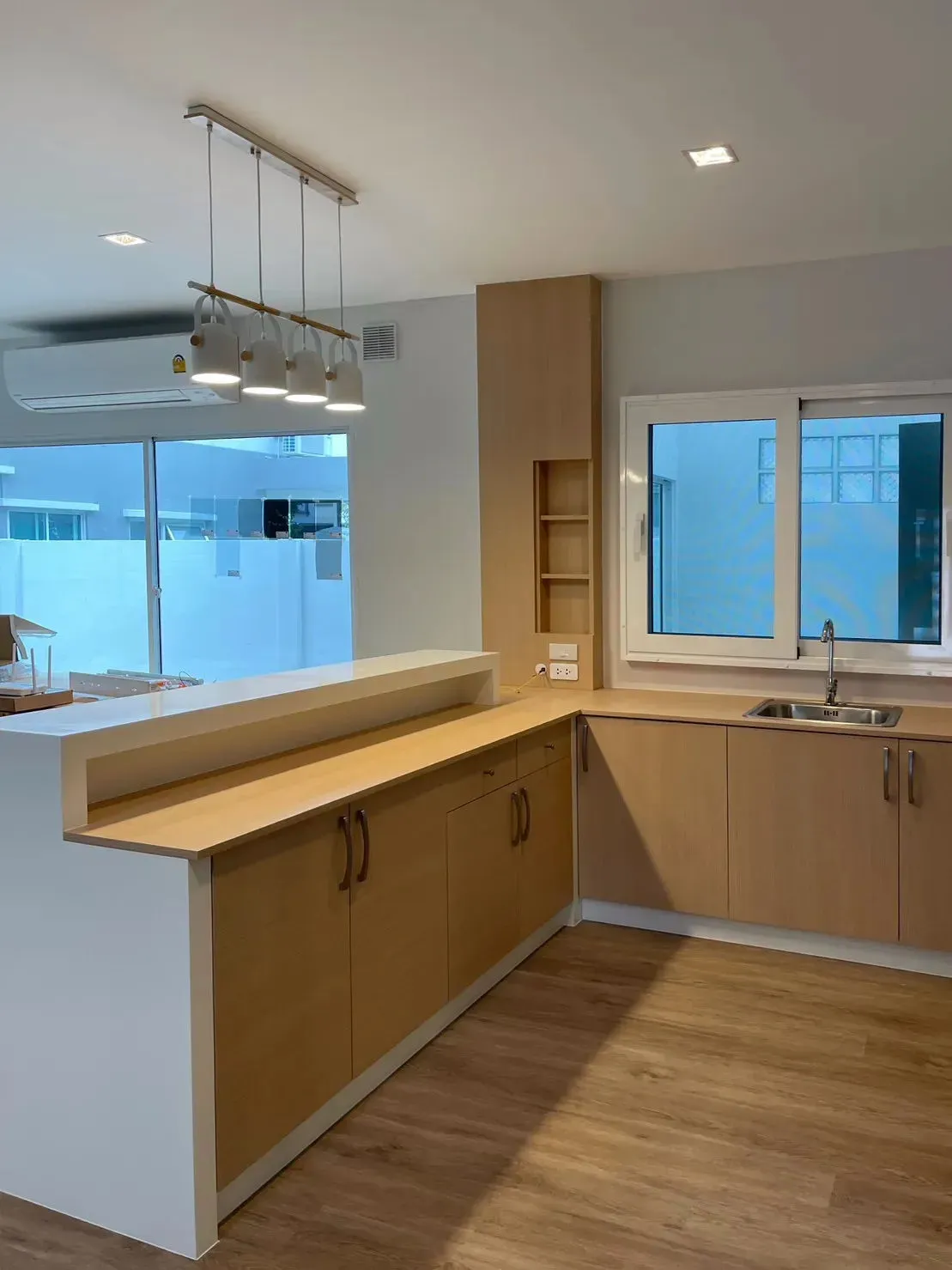 วรารมย์