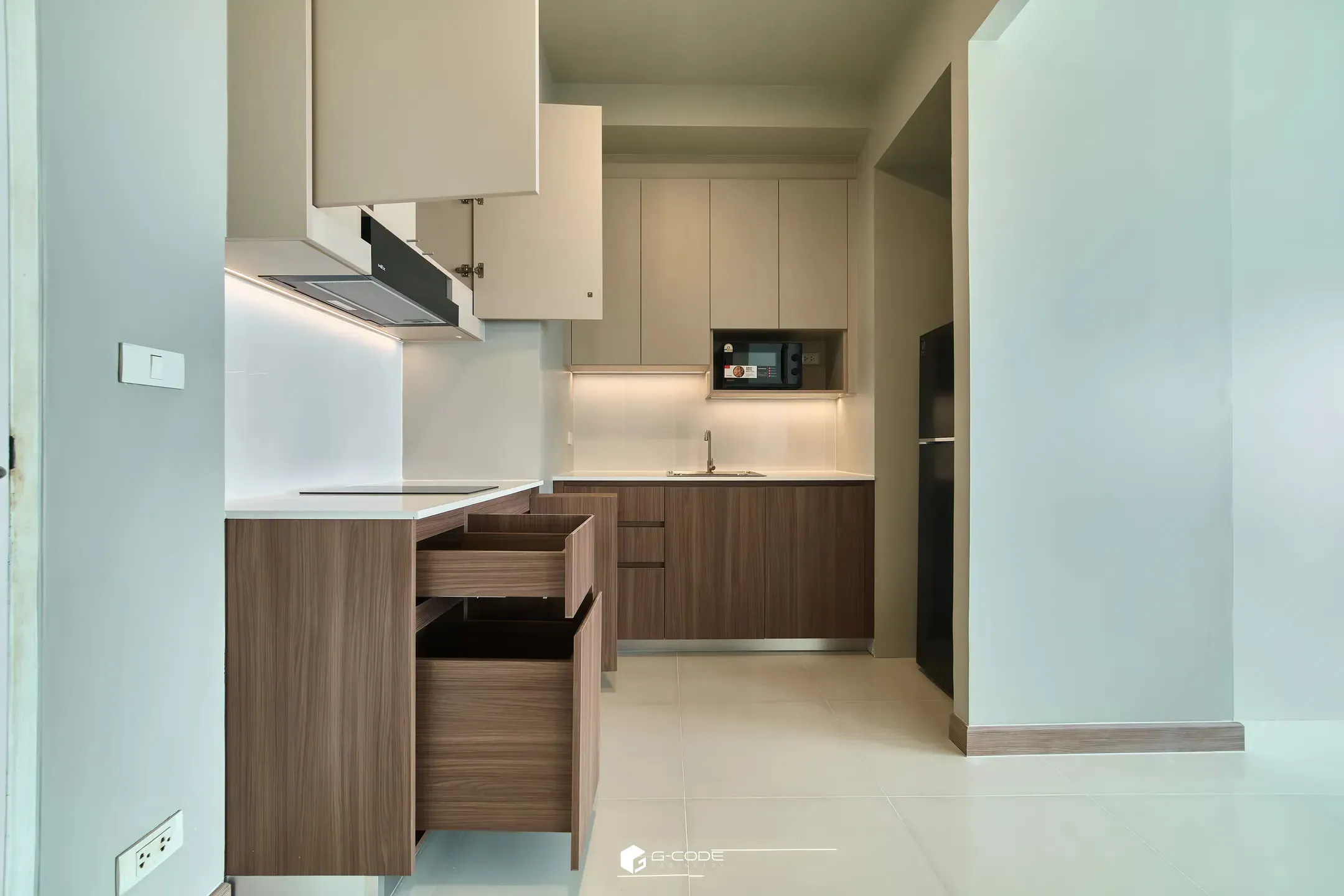 เดอะ โฟร์ วิงส์ เรสซิเดนซ์ — Unit C — 14/16