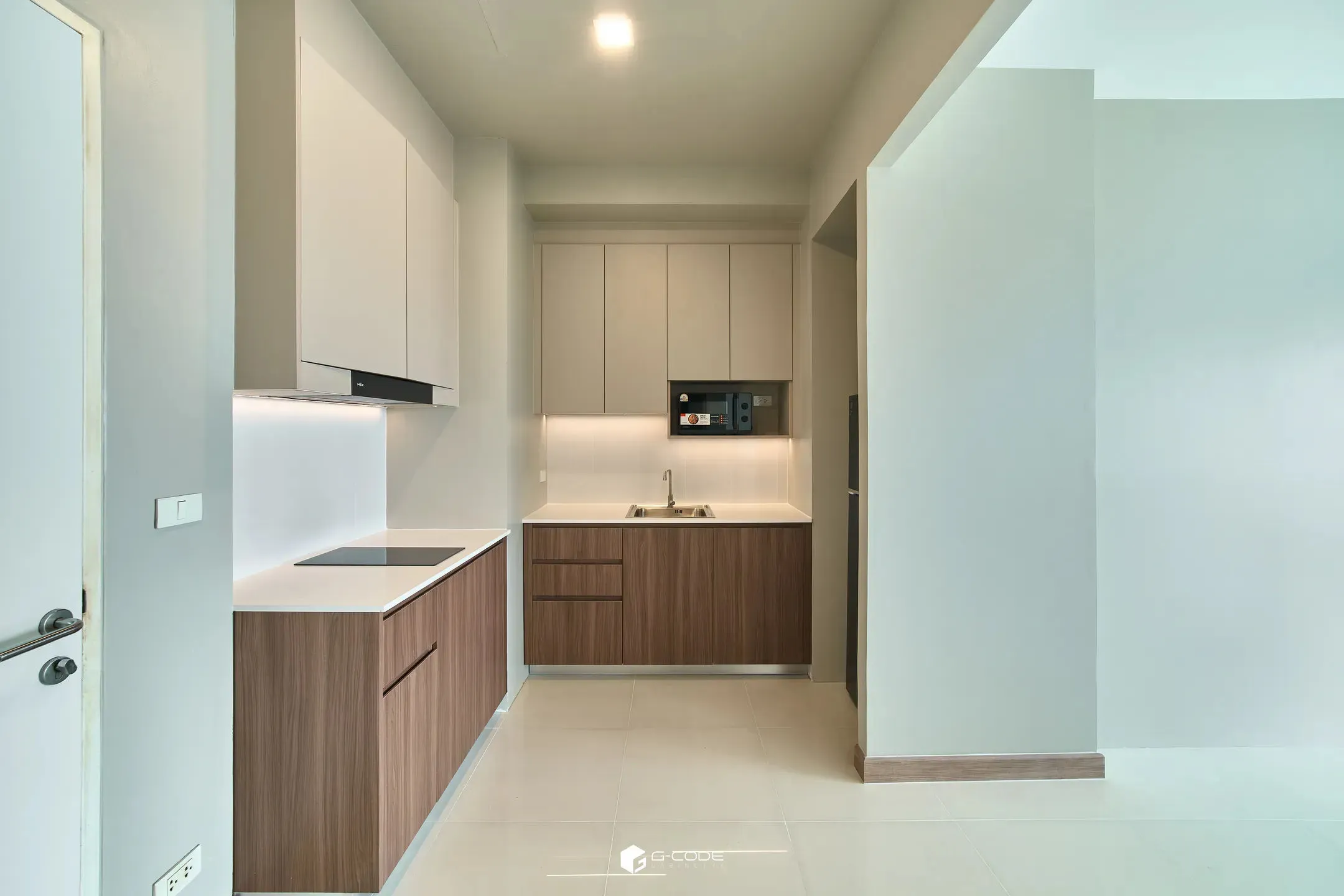 เดอะ โฟร์ วิงส์ เรสซิเดนซ์ — Unit C — 15/16