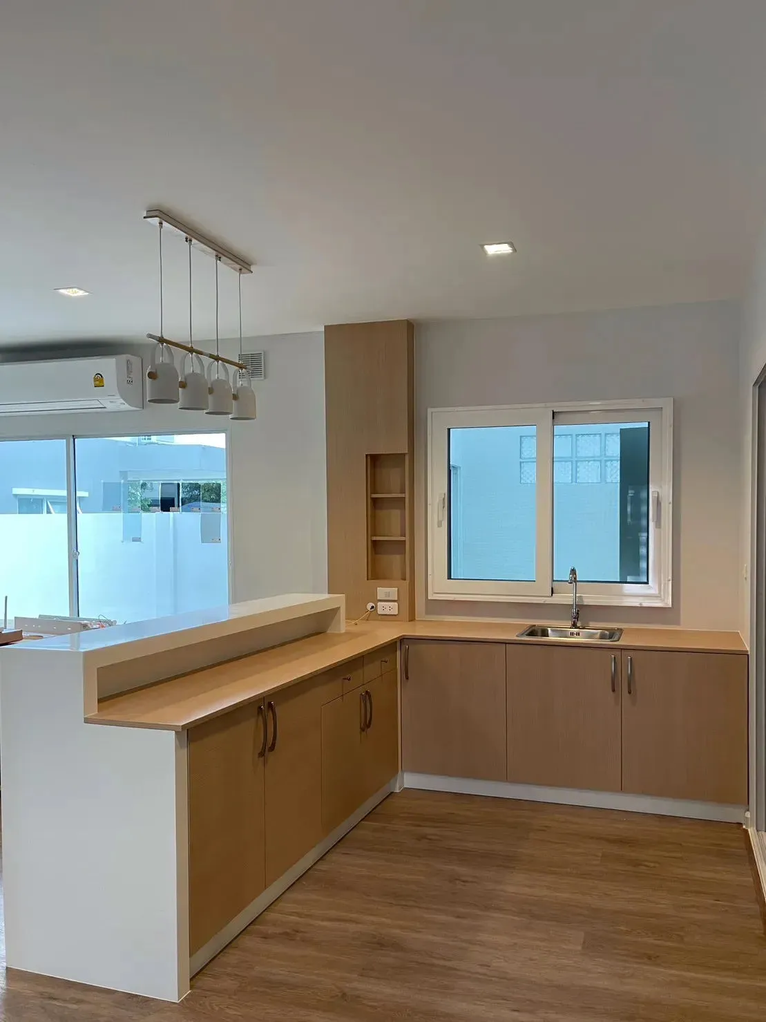 วรารมย์