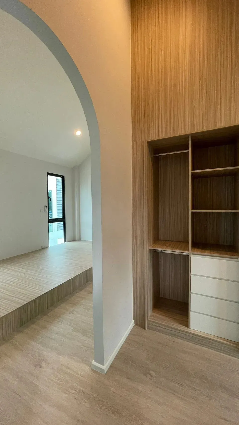 ดิ เอสธิโร่