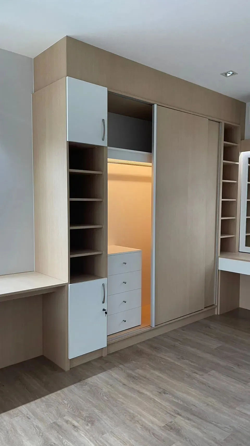 วรารมย์